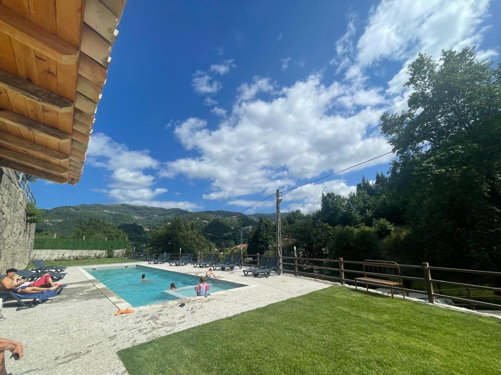 Quinta De Fundoes Geres Exteriör bild
