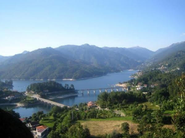 Quinta De Fundoes Geres Exteriör bild